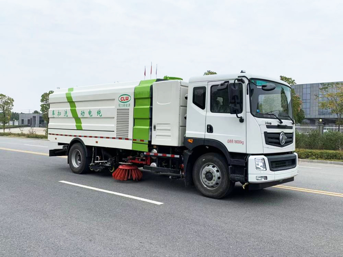 東風(fēng)華神純電動(dòng)洗掃車(chē)
